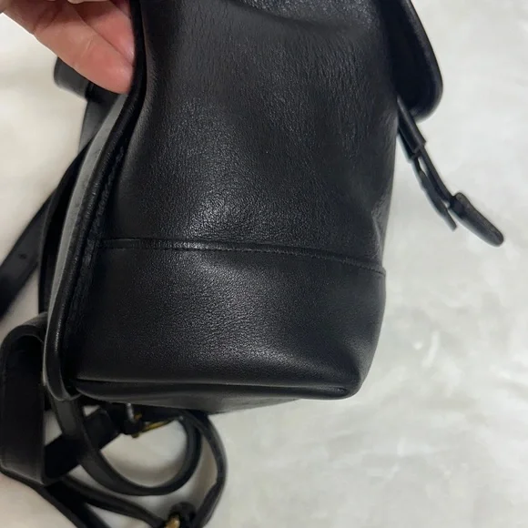 Coach Mini Leather Backpack Glove Tan Turn Lock Vintage Brass hardware - Picture 5 of 16